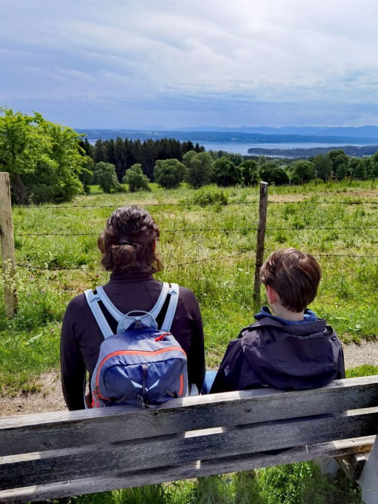 Blick von der Ilkahöhe Tutzing auf den Starnberger See