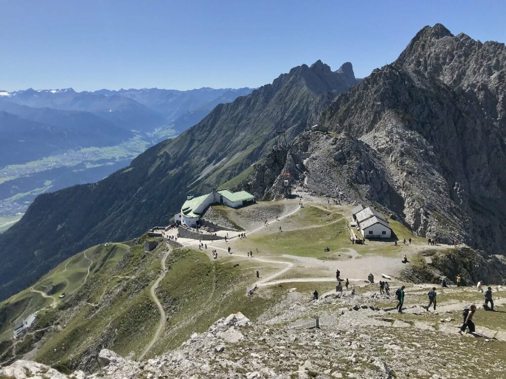 Ausflug zu den Innsbruck Sehenswürdigkeiten - das Hafelekar ist das Top of Innsbruck