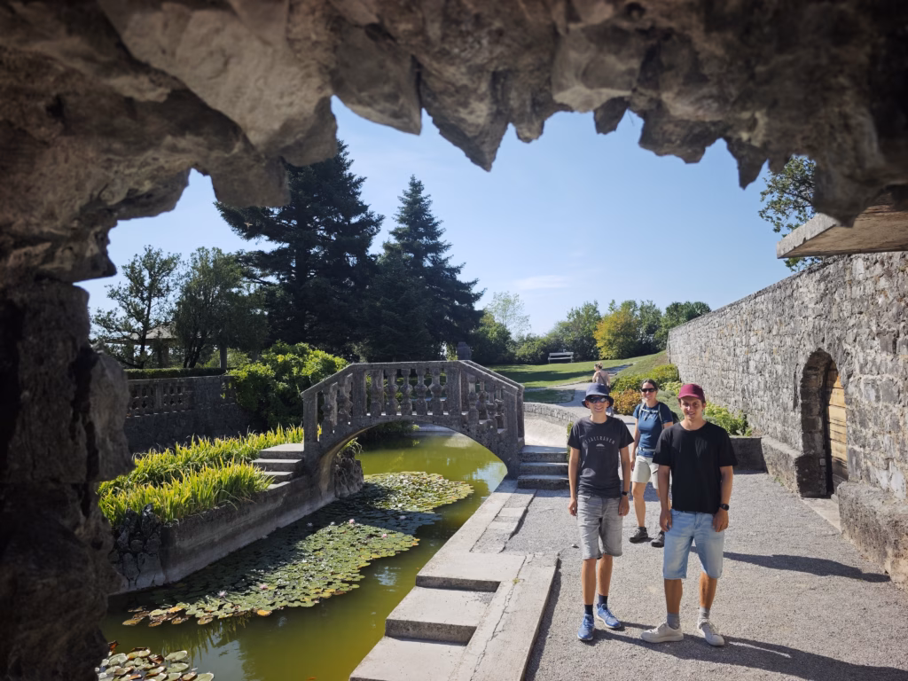 Karst Slowenien Sehenswürdigkeiten: Der Ferrari Garten in Stanjel
