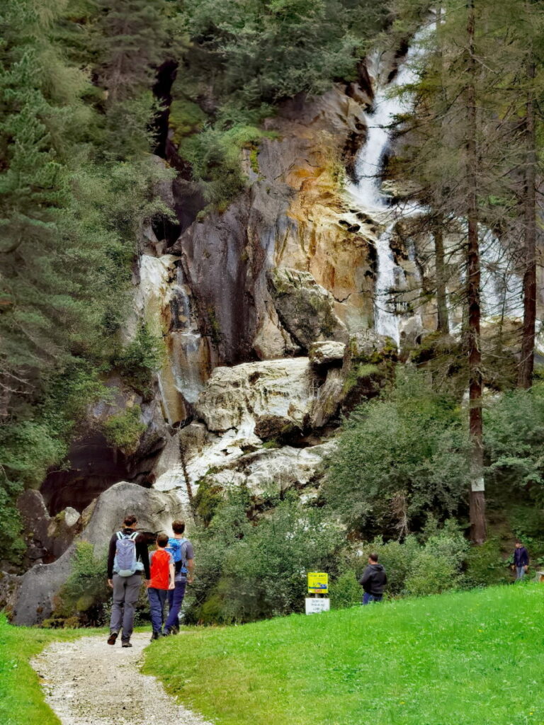 Erster Tag im Familienurlaub Tux - unser Besuch bei den Tuxer Wasserfällen