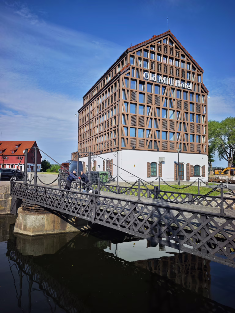 Das Old Mill Hotel ist direkt neben dem Old Mill Comfort in Klaipeda - sie gehören zusammen