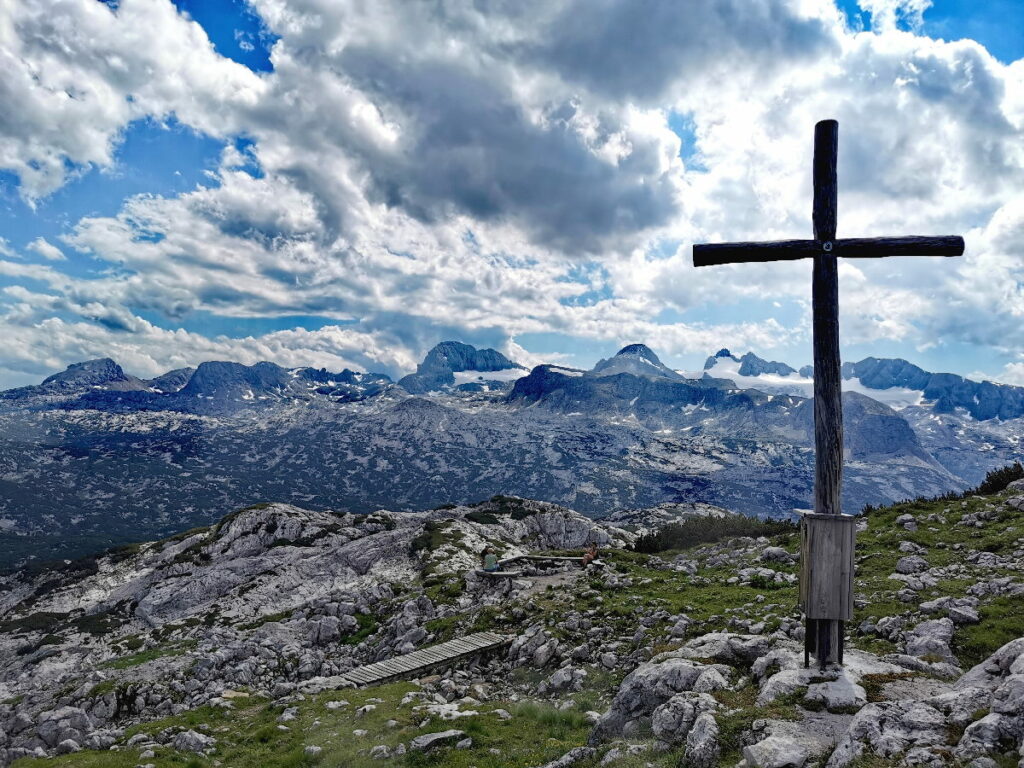 Viel Aussicht am Krippenstein - hier kannst du direkt zum Dachstein Gletscher schauen