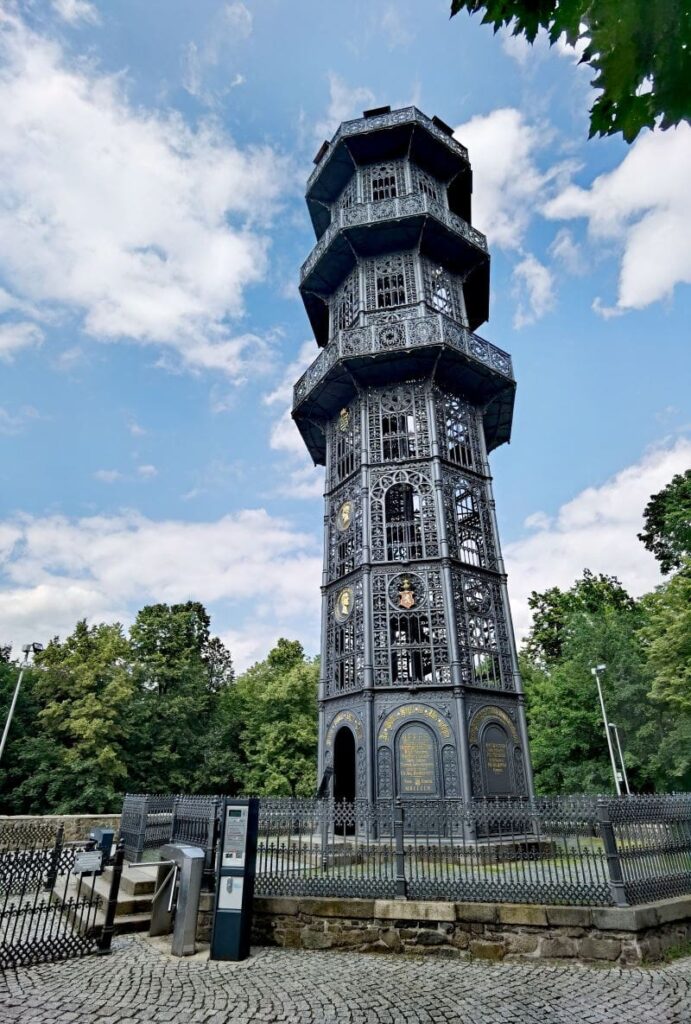 Besondere Ausflugsziele Oberlausitz mit Kindern: Der gusseiserne König Friedrich August Turm 