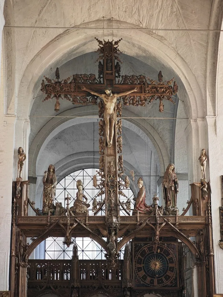 Was für eine Pracht im Lübecker Dom! Das Triumphkreuz hat uns sehr gefallen