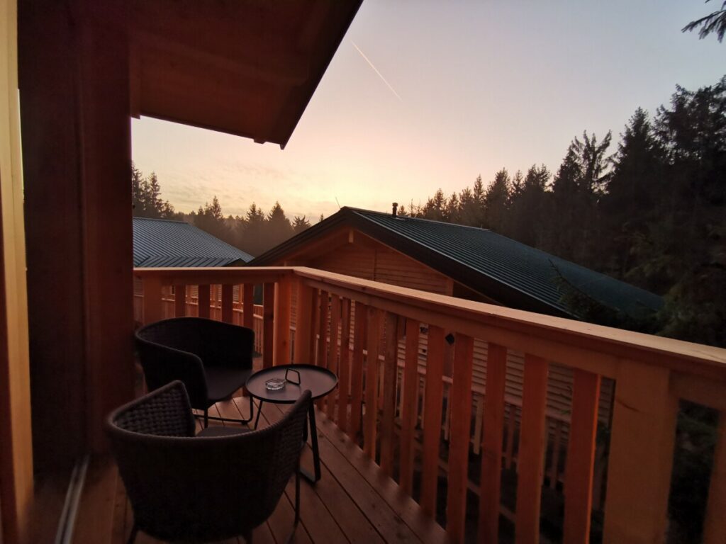 Luxusfamilienhotel in den Bäumen - erleb dort auch mal so einen Sonnenaufgang!