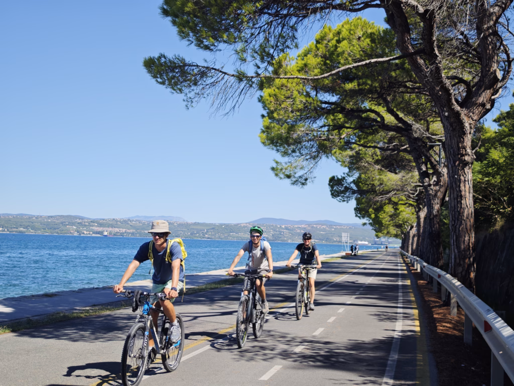 Schönster Radweg direkt am Meer in Slowenien - zwischen Izola und Koper