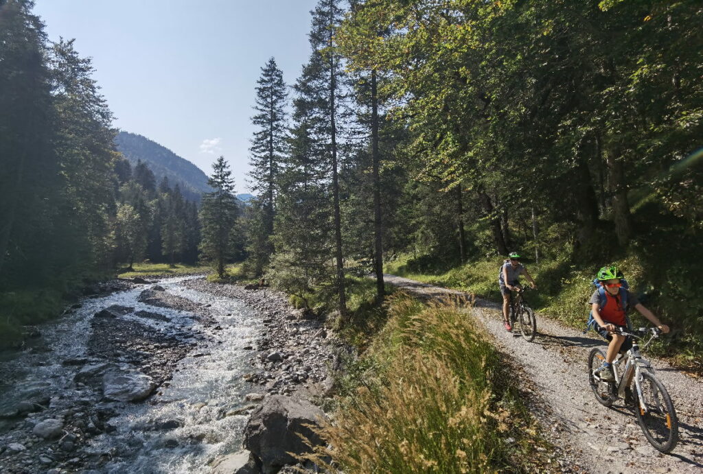 Mountainbiken mit Kindern - so lieben wir das Erlebnis in der Natur