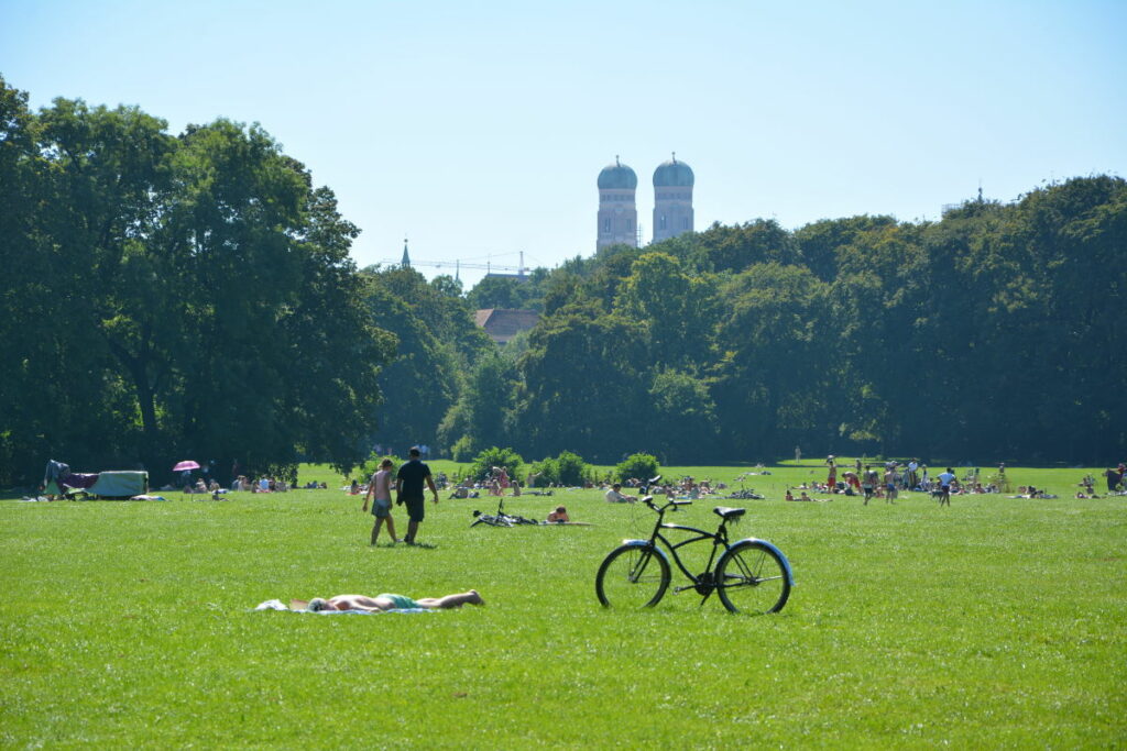 Familienurlaub Deutschland - im Englischen Garten München mit Kindern