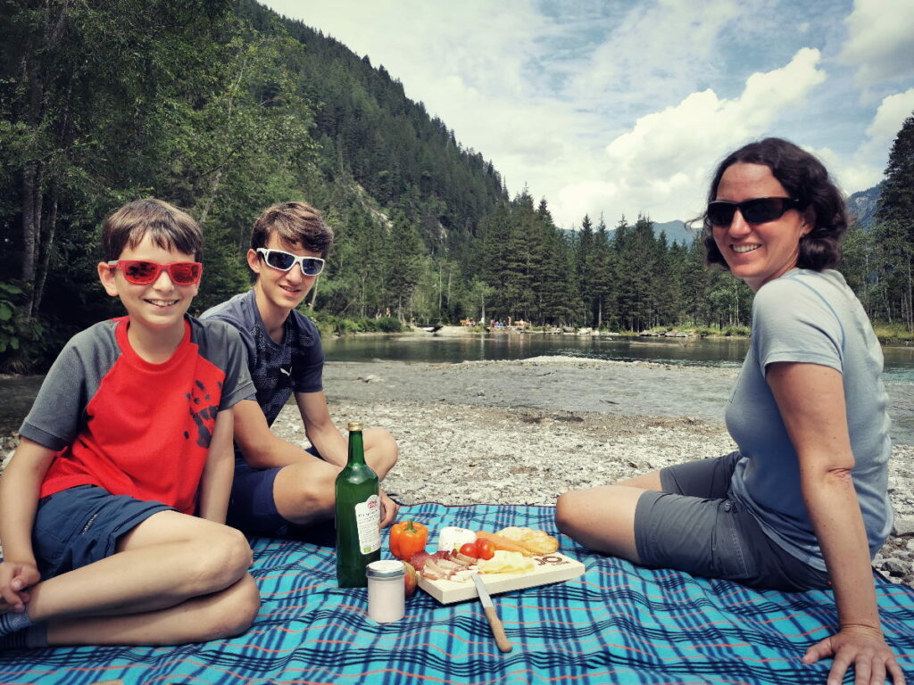 Sehr zu empfehlen - der Picknickkorb vom Tourismusverband St. Johann Salzburg