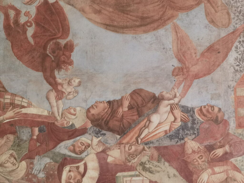 Viele Fresken zieren die Arkadengalerie - hier das besondere Bild mit den Kindern, die aus den Mündern schlüpfen