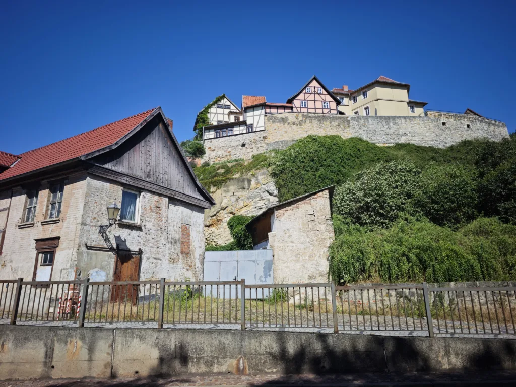 Ausblick von der Altstadt Quedlinburg auf den Münzenberg