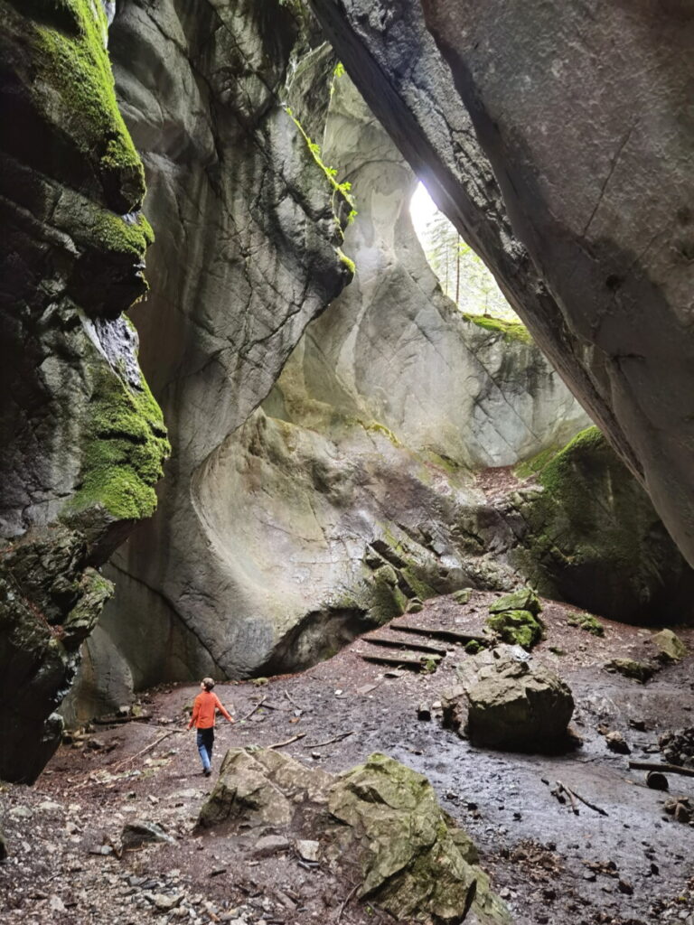 Magische Felsenschlucht - das Kirchle oberhalb von Rappenlochschlucht und Alplochschlucht