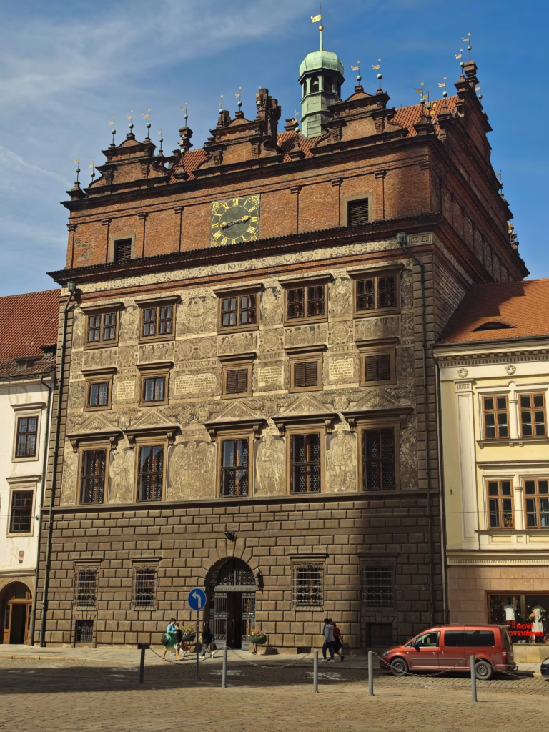 Stadtrundgang Pilsen mit Kindern - mit dem Abstecher beim historischen Rathaus