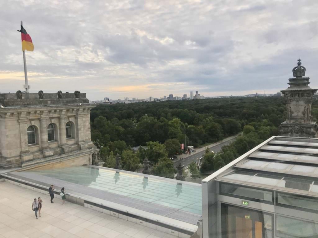 Reichstag Führung Berlin - das ist die Aussicht aus der Reichstagskuppel