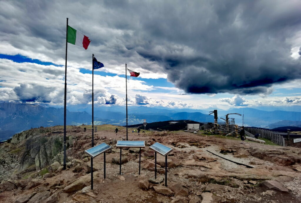 Ausblick am Rittner Horn Gipfel