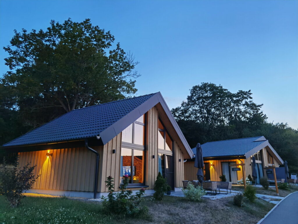 So idyllisch ist es abends in deinem Saalemaxx Ferienhaus