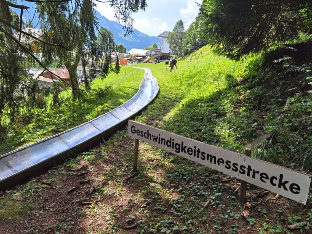 Sommerrodelbahn Laterns mit Geschwindigkeitsmessstrecke