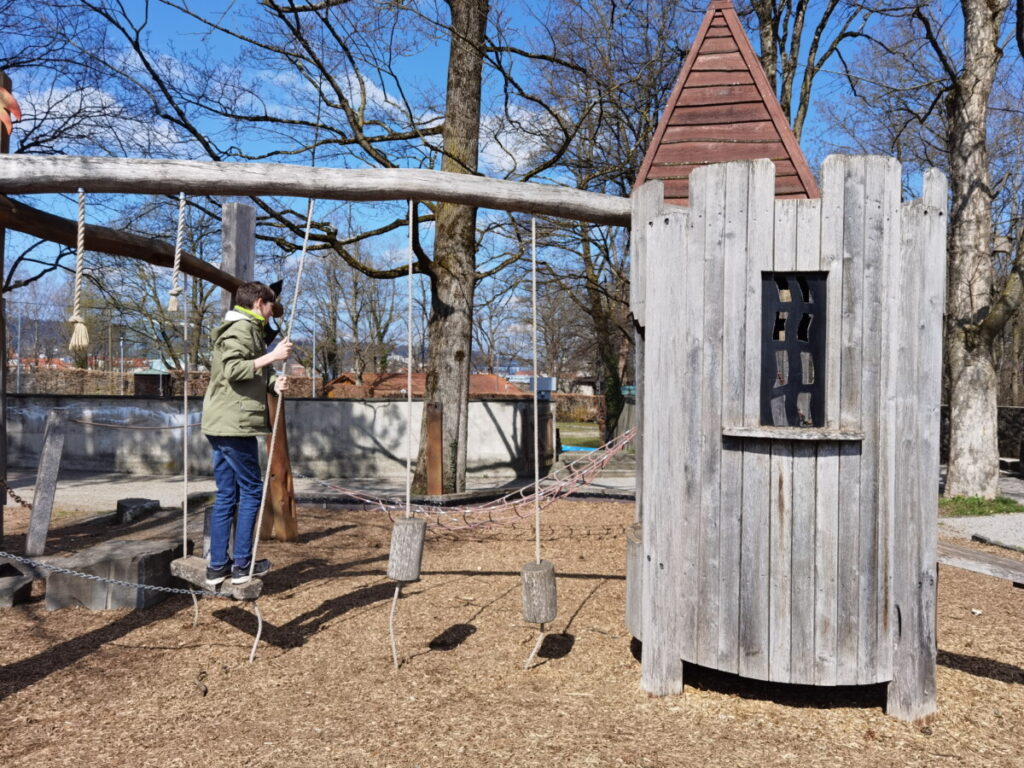 Spielplatz Kempten gesucht? Schau mal auf die Burghalde.