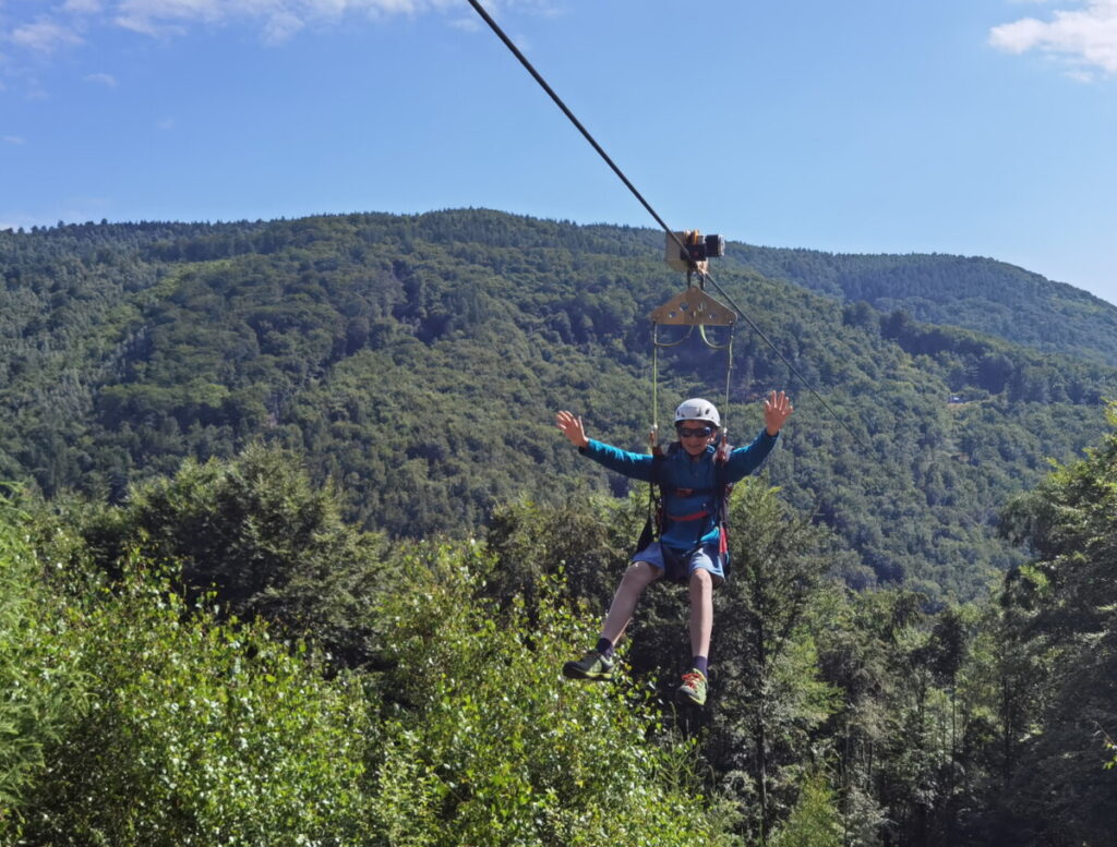 Sportresort Kliny - mit der Zipline über die Baumwipfel düsen