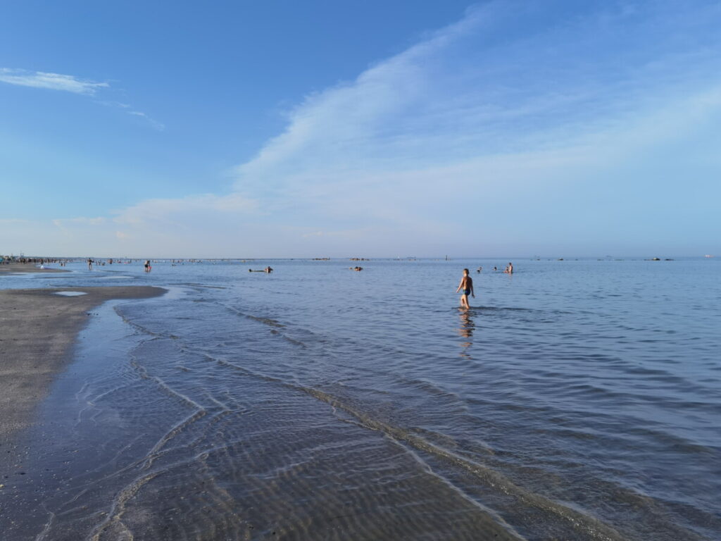 Strand Ravenna - direkt am Campingplatz Pini Beach Village