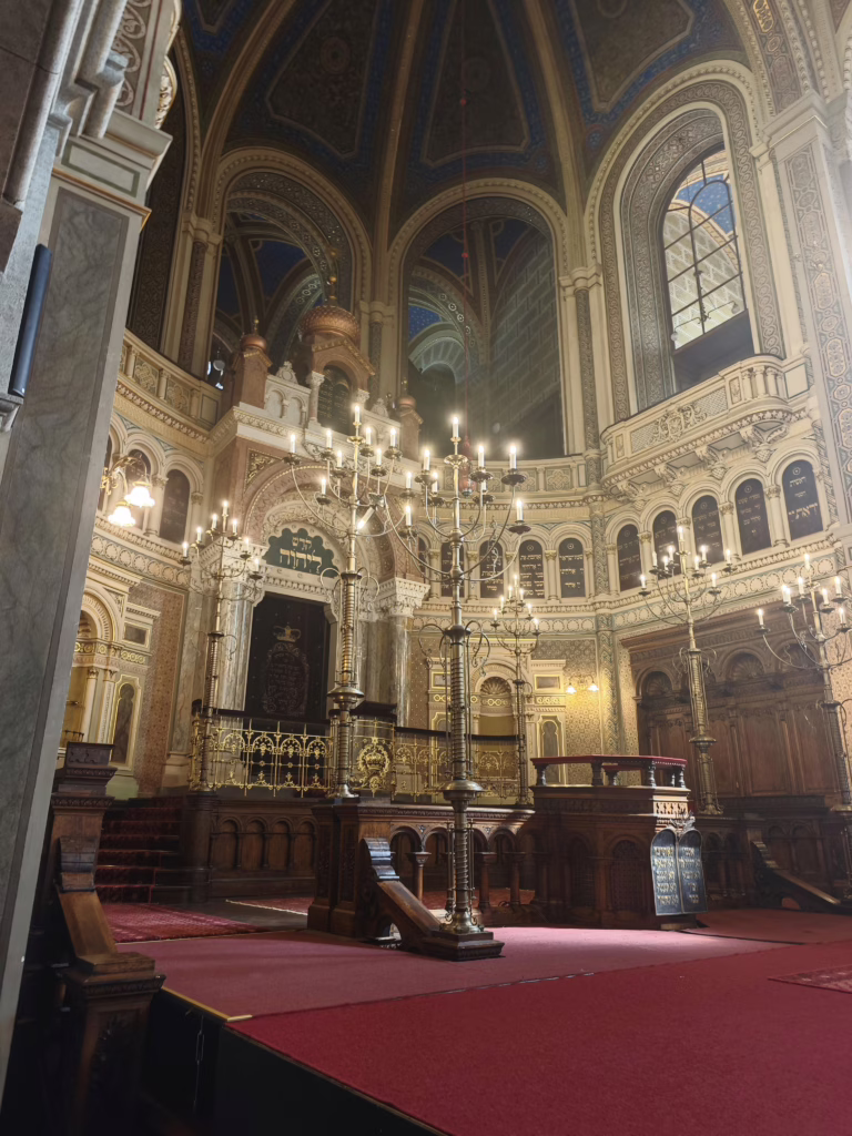 Blick in die Große Synagoge in Pilsen