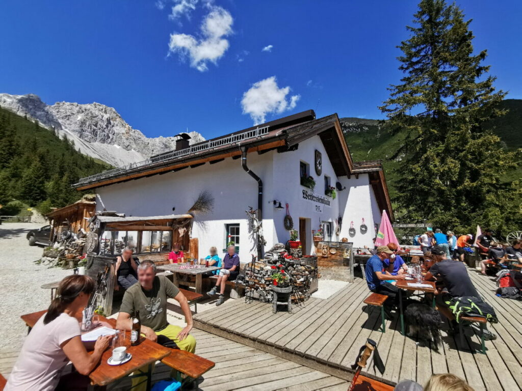 Traumhaft in Tirol wandern: Zur Wettersteinhütte in der Leutasch