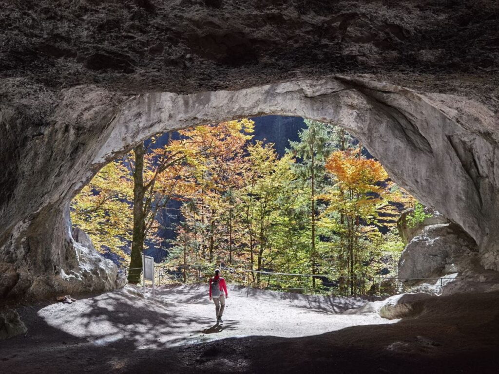 Abstecher im Kaisertal zur Tischofer Höhle