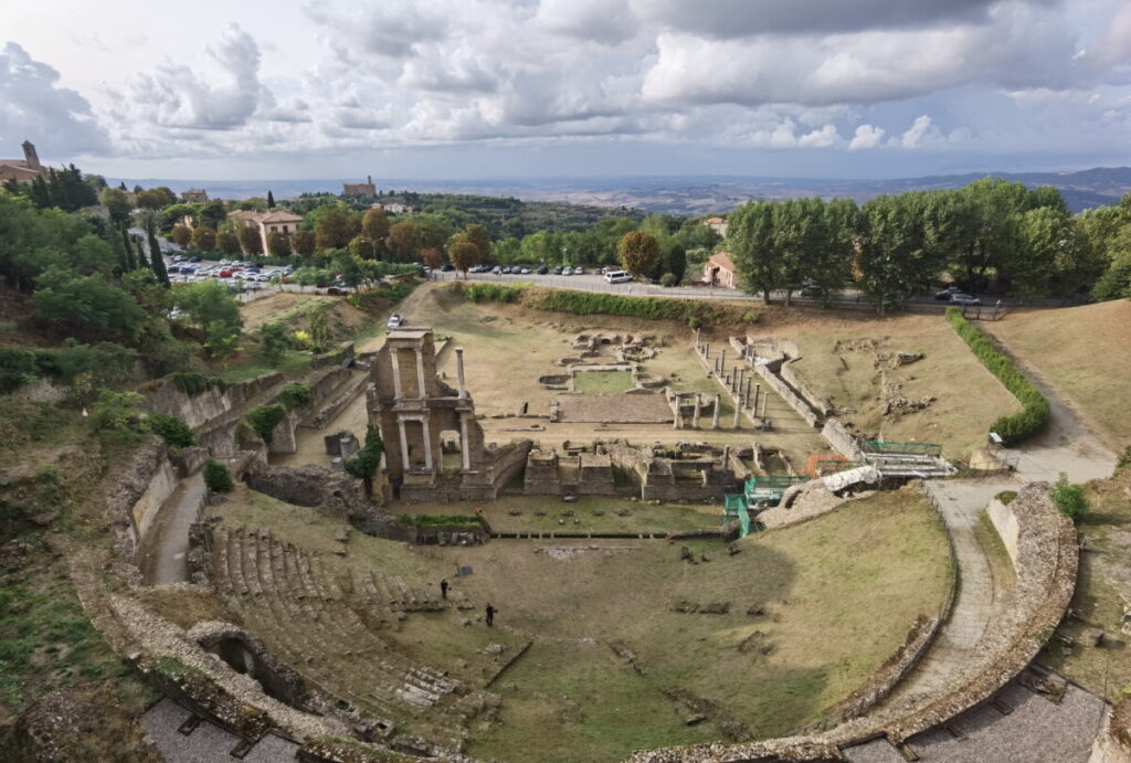 Eine der Volterra Sehenswürdigkeiten: Das Römische Theater