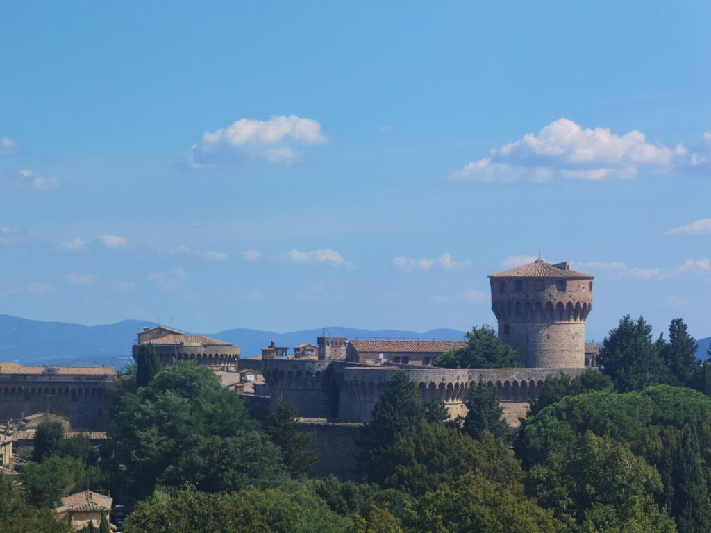 Der Torre del Maschio kann mit Führungen besichtigt werden - wir waren oben, sehr tolle Aussicht