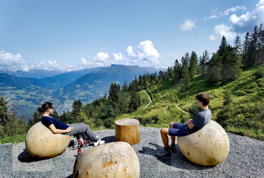 Uns gefällt Familienurlaub Vorarlberg: Du findest hier viele hohe Berge, Wanderungen und Ausflugsziele