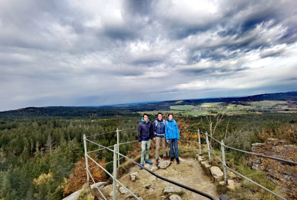 Aussichtsreich im Fichtelgebirge wandern - die Aussichtskanzel auf dem Rudolfstein