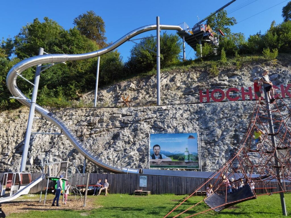 Wandern mit Kindern Deutschland - unser Ausflug am Hocheck samt Wanderung, Sommerrodelbahn & Free-Fall-Rutsche