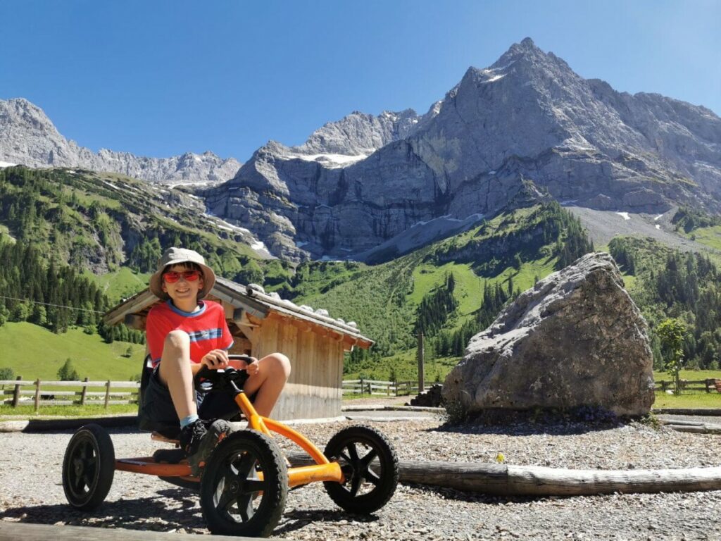 Top zum Wandern mit Kindern München - der Spielplatz der Eng Alm