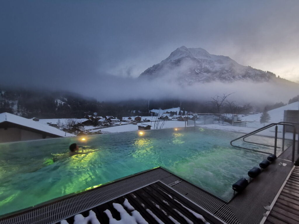 Winterurlaub mit Kindern samt Pool? Auf in den Rosenhof!