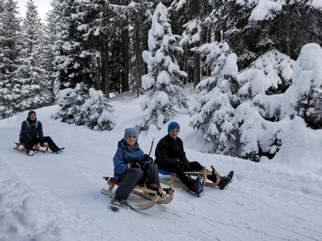 So schön im Zillertal rodeln! Wir zeigen dir unsere Insidertipps für eine coole Rodelbahn im Zillertal