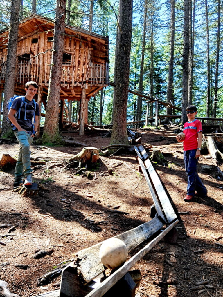 Kugelbahn Ausflugsziele in Tirol: Der Kugelwald am Glungezer