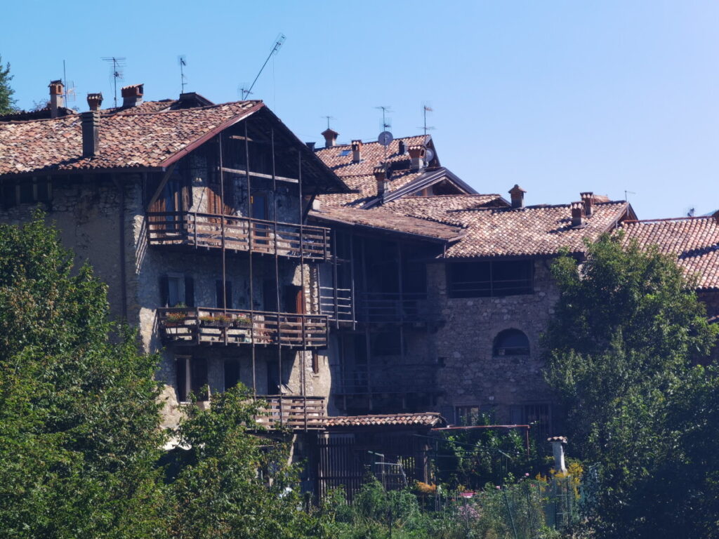 Canale die Tenno gilt als das schönste Dorf am Gardasee - teilweise wird es auch als schönstes Dorf Italiens bezeichnet